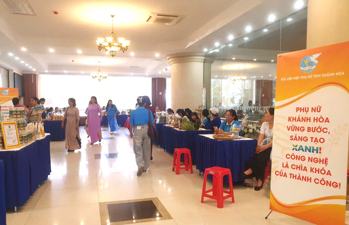 100 gian hàng giới thiệu sản phẩm khởi nghiệp của phụ nữ các địa phương trong tỉnh