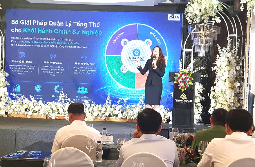 Bà Phạm Thị Thuỳ Trang, Trưởng phòng kinh doanh, Đại diện Tập đoàn Misa chia sẻ nội dung 