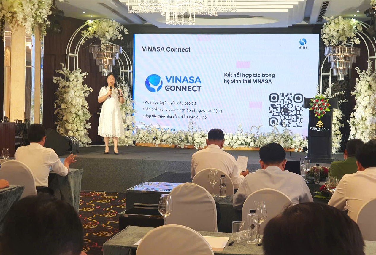 Bà Nguyễn Thị Thu Giang, Phó Chủ tịch kiêm Tổng Thư ký Hiệp hội Phần mềm và Dịch vụ CNTT Việt Nam với nội dung 