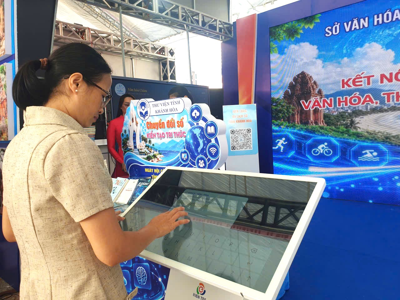 Kiến tạo tri thức
