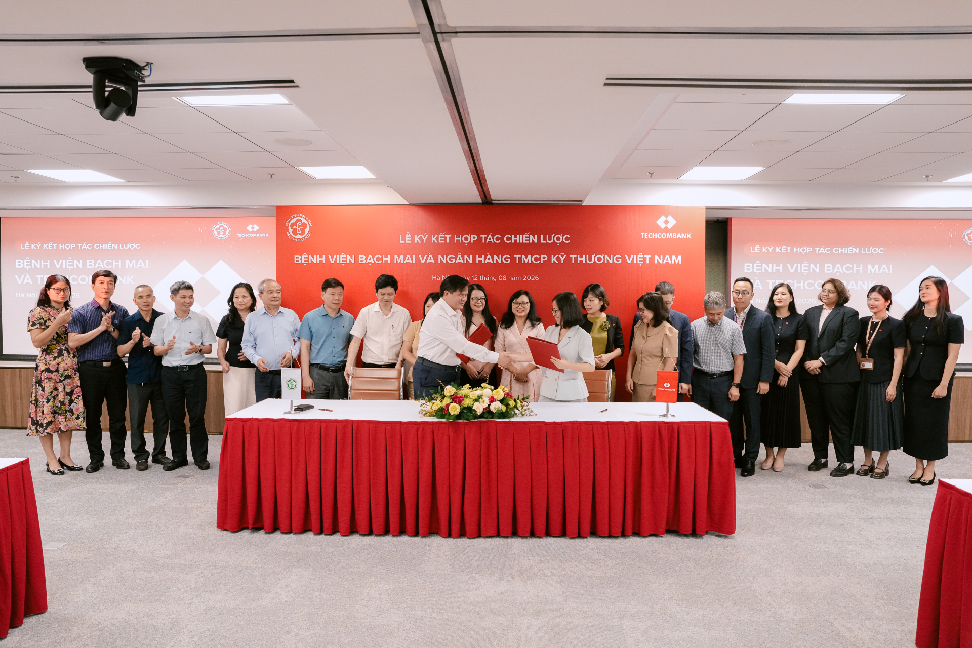 Hai bên thực hiện ký kết MOU