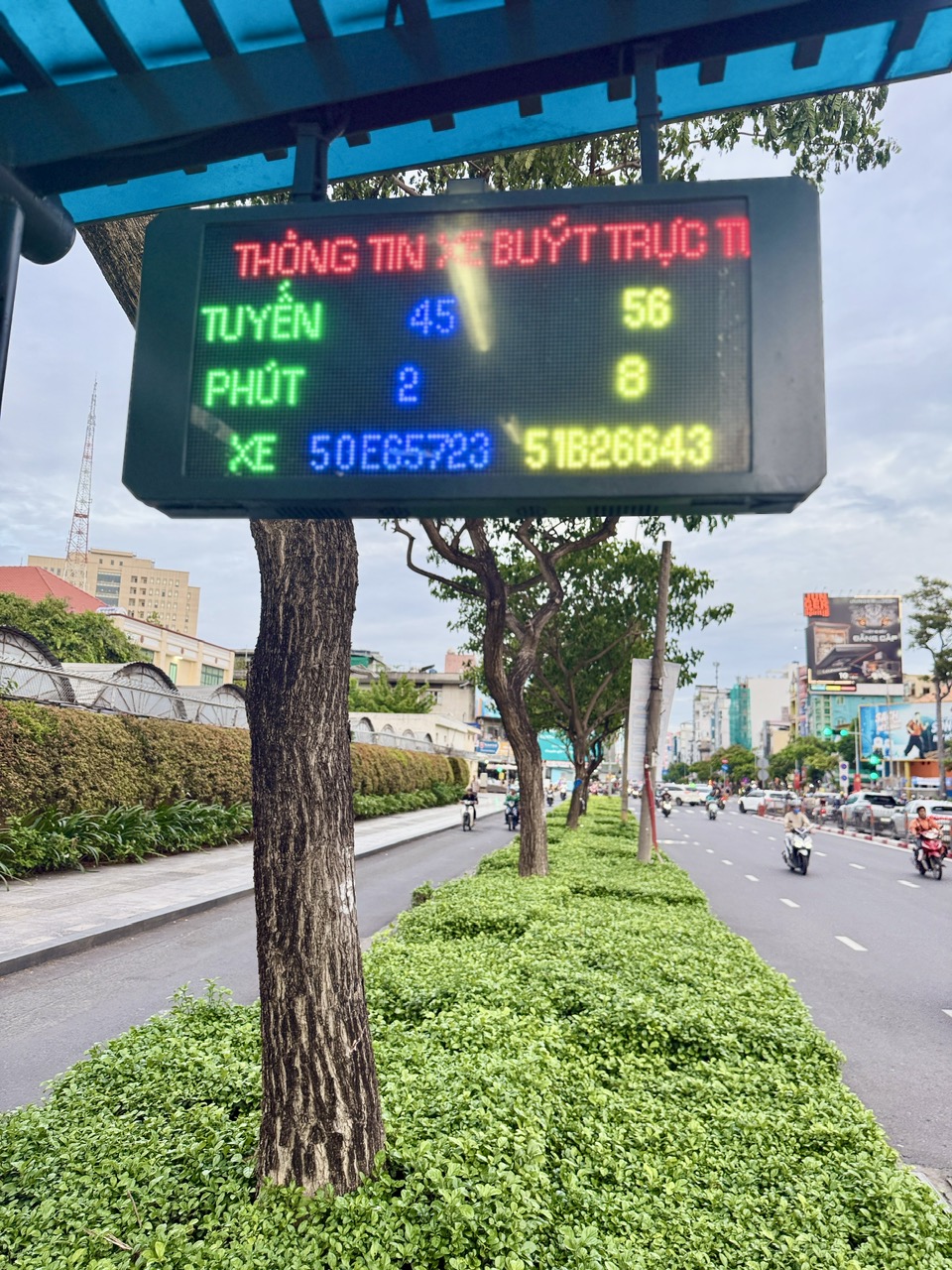 Các thông tin chuyến xe được cập nhật rất thuận tiện cho người đi buýt xem.