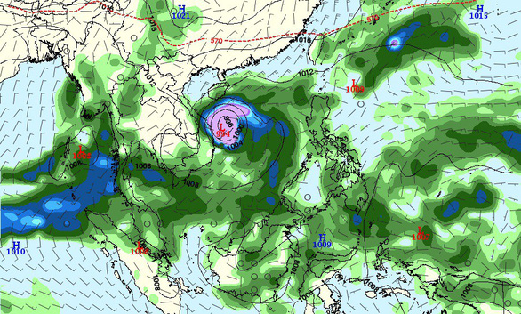 Áp thấp nhiệt đới xuất hiện ở biển Đông có nguy cơ mạnh lên thành bão (ảnh: Meteostar)
