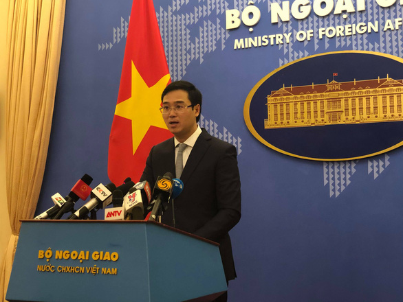   Phó phát ngôn viên Bộ Ngoại giao Việt Nam Ngô Toàn Thắng.  