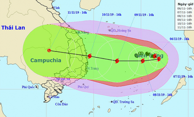   Đường đi của bão Nakri theo nhận định của Trung tâm dự báo khí tượng thủy văn quốc gia lúc 16h ngày 6/11. Ảnh: NCHMF  