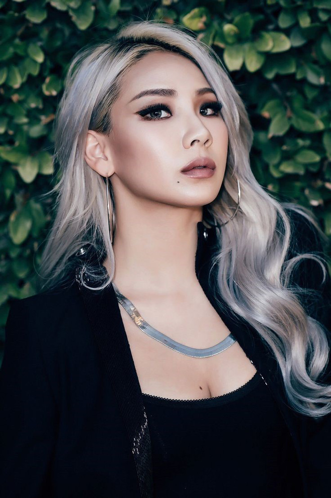 Nữ ca sĩ CL rời YG Entertainment sau 13 năm gắn bó