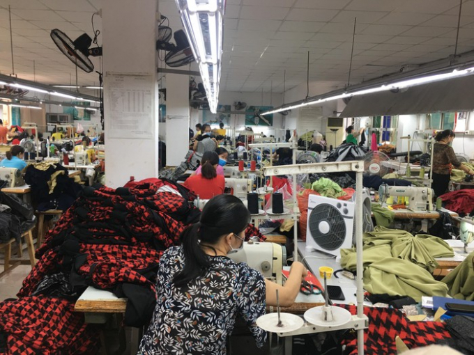 SEVEN.am không có xưởng may mặc riêng, nhưng có hợp đồng với Công ty TNHH Thời trang Quốc tế Bảo Anh tại địa chỉ 135 Trần Phú (Hà Đông, Hà Nội)