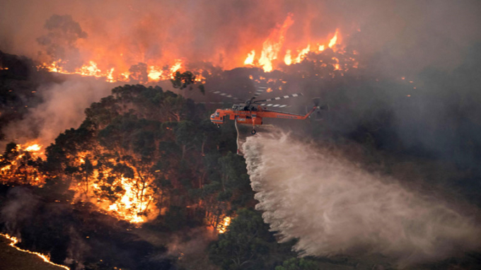 Cháy rừng gây ra thiệt hại lớn ở Úc.