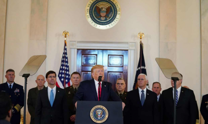 Tổng thống Trump có bài phát biểu đầu tiên sau khi Iran bắn tên lửa vào 2 căn cứ quân sự của Mỹ tại Iraq. Ảnh: Reuters.