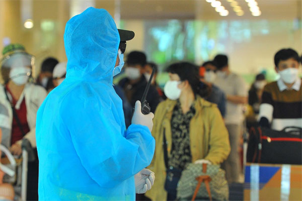 Thêm một ca nghi nhiễm virus Covid-19 ở Việt Nam có tiếp xúc với bệnh nhân trên chuyến bay VN54