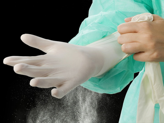 Khuyến cáo của WHO: Đeo găng tay không thể ngăn ngừa virus Covid-19