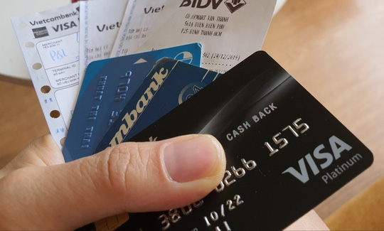Các ngân hàng thương mại muốn Visa, MasterCard miễn, giảm các loại phí