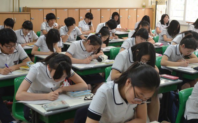 2,3 triệu học sinh Hàn Quốc đi học trở lại bất chấp nhiều “ổ dịch” mới xuất hiện
