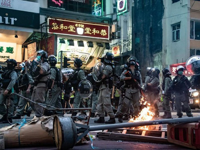 Nhiều nước đã có hành động đáp trả Trung Quốc sau luật an ninh Hong Kong