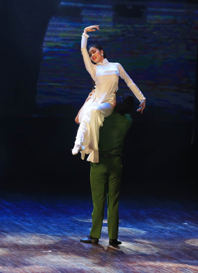 Nghệ sĩ múa Thuỳ Dung là nghệ sĩ trẻ đầy triển vọng của nhà hát Công an nhân dân, cô rất đam mê với nghiệp múa.