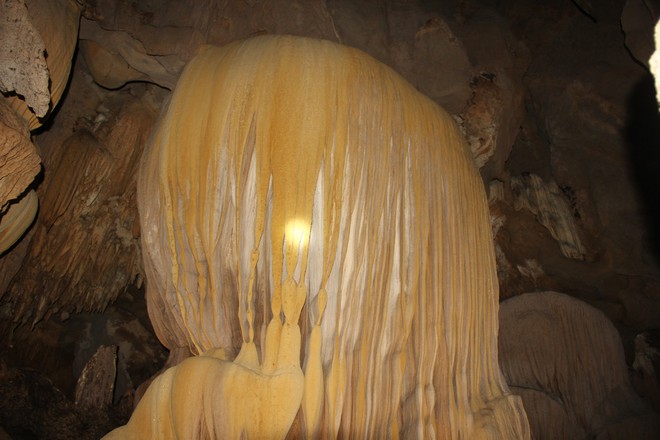 Phát hiện hang động có vẻ đẹp huyền ảo tại Quảng Trị