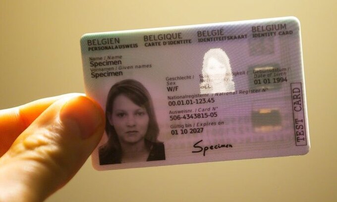   Mẫu e-ID được Bỉ phát hành. Ảnh: Brussel Times.  