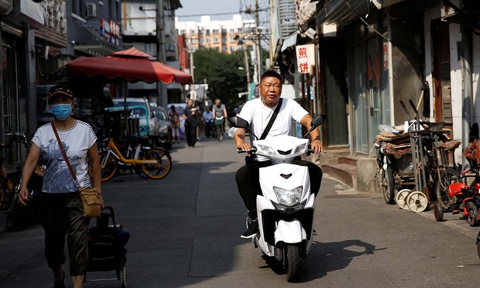 Bắc Kinh gỡ quy định bắt buộc người dân đeo khẩu trang khi ra ngoài