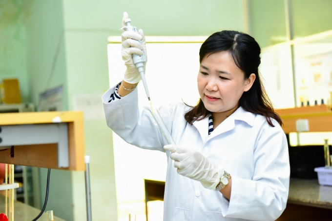 PGS.TS Hồ Thị Thanh Vân là một trong ba nữ khoa học  vinh danh nhà khoa học tiêu biểu châu Á năm 2020. 