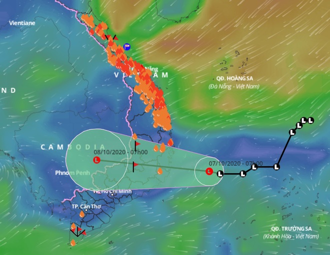 Dự báo đường đi của vùng áp thấp trên Biển Đông và các điểm đang xảy ra mưa lớn, gió mạnh. Ảnh: Hệ thống giám sát thiên tai Việt Nam.