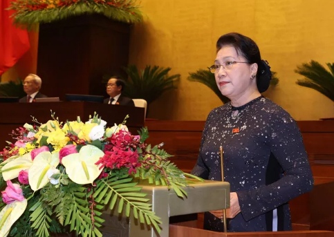   Chủ tịch Quốc hội Nguyễn Thị Kim Ngân phát biểu khai mạc kỳ họp thứ 10, Quốc hội khóa XIV.  