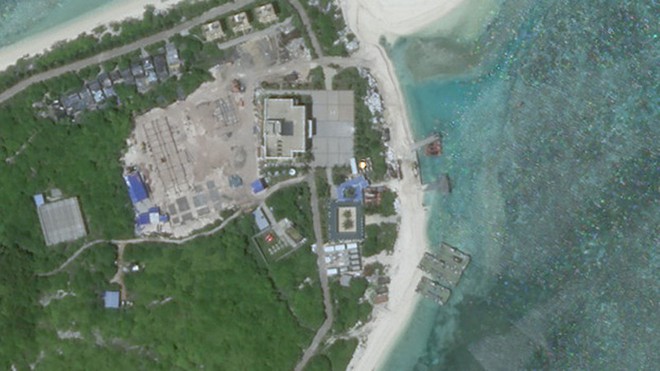 Công trình xây dựng phi pháp của Trung Quốc trên đảo Duy Mộng. ẢNH CHỤP MÀN HÌNH BENARNERS