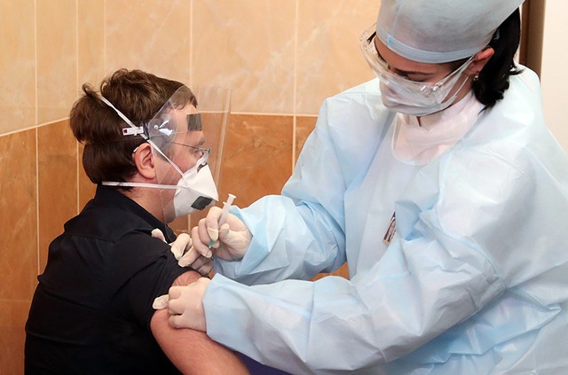 Các nước đã đặt hàng 1,2 tỷ liều vắc xin Sputnik V của Nga