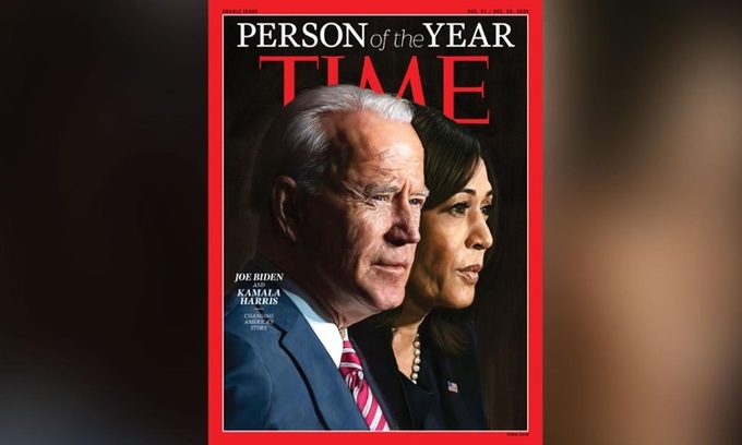   Tổng thống đắc cử Mỹ Joe Biden và Phó tổng thống đắc cử Kamala Harris trên trang bìa tạp chí Time hôm 10/12. Ảnh: CNN.  