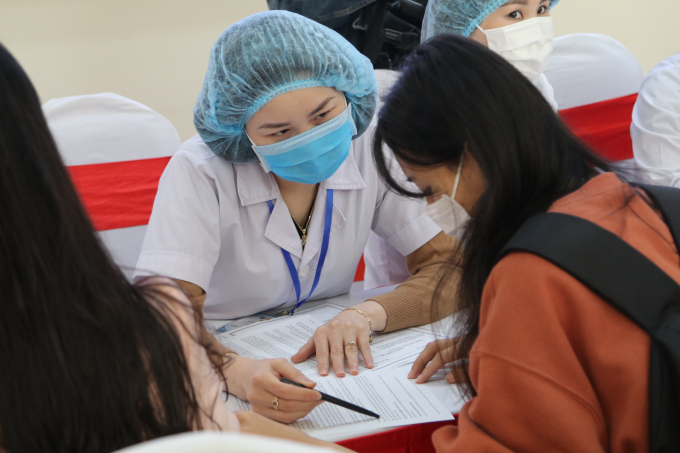 Sáng 17/12 tiêm thử nghiệm vắc xin Covid-19 của Việt Nam cho tình nguyện viên