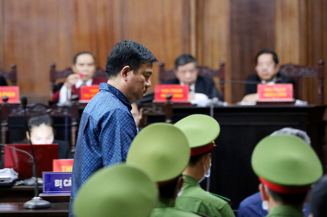 Ông Đinh La Thăng phủ nhận vai trò chính trong vụ án. Ảnh: PLO.