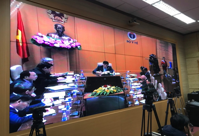 Bộ trưởng Y tế Nguyễn Thanh Long chủ trì cuộc họp trực tuyến với 63 tỉnh, thành phố trực thuộc Trung ương. Ảnh: QT.