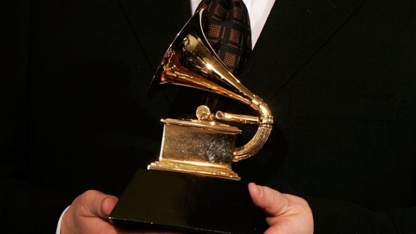 Tạm hoãn lễ trao giải âm nhạc Grammy?