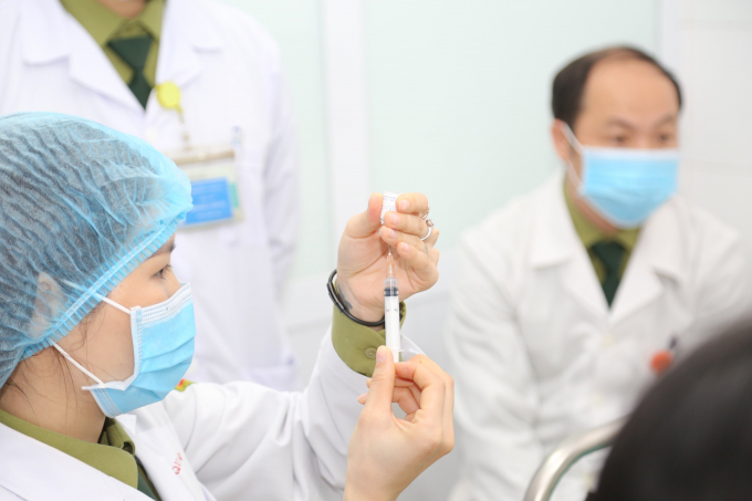 Hôm nay, Việt Nam tiêm vắc xin Covid-19 mũi 2 cho các tình nguyện viên