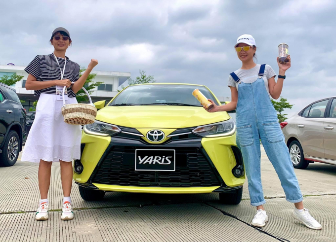   Toyota Yaris, một mẫu xe nhỏ gọn được nhiều phụ nữ Việt ưa thích  