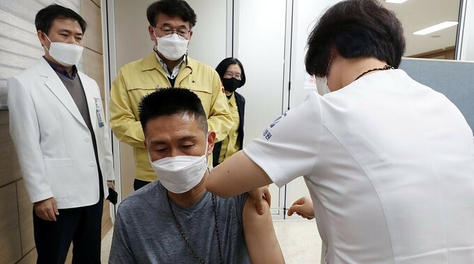Hàn Quốc ghi nhận thêm 3 người tử vong sau khi tiêm vaccine Covid-19