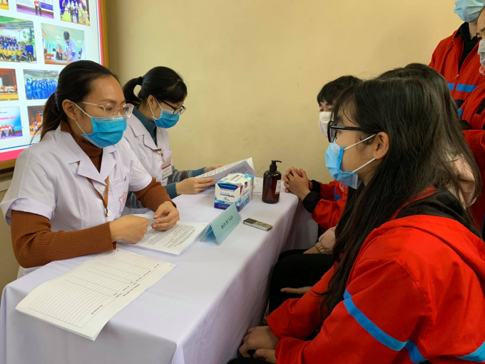 30 tình nguyện viên tiếp theo được tiêm thử nghiệm vaccine COVIVAC trong tuần này