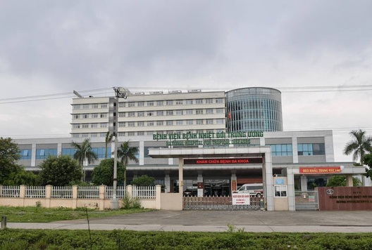 Phát hiện 14 ca nghi nhiễm Covid-19 tại Bệnh viện Bệnh nhiệt đới Trung ương