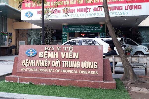Nóng: Phong tỏa Bệnh viện Nhiệt đới Trung ương