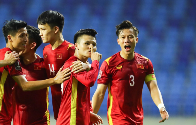 Bạn đã sẵn sàng cảm nhận trái tim đội tuyển Việt Nam đập nhanh và đầy tinh thần chiến đấu? Hãy xem những bức ảnh đội tuyển Việt Nam để cảm nhận sự tràn đầy năng lượng và quyết tâm của các cầu thủ.