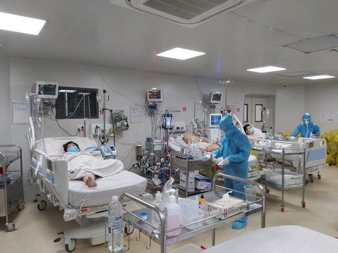 TP.HCM: 3 nhân viên Bệnh viện Bệnh Nhiệt đới nghi mắc Covid-19