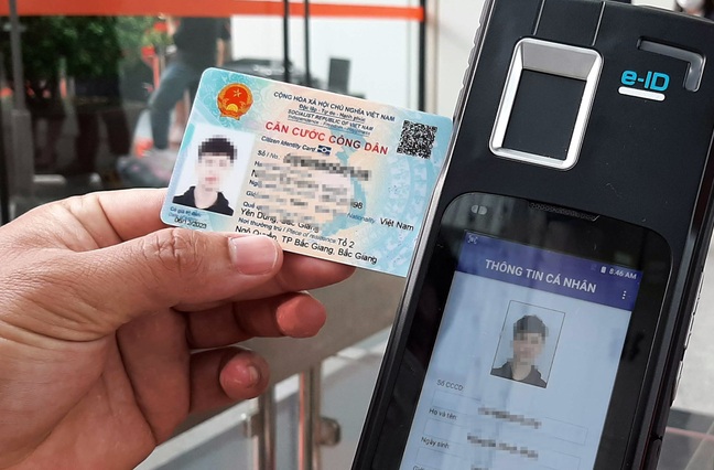 Bảo hiểm xã hội Việt Nam đề xuất dùng căn cước gắn chip thay thẻ bảo hiểm y tế
