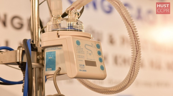   30 máy oxy dòng cao BKVM-HF1 được chuyển tới tâm dịch TP HCM, Bắc Giang. Ảnh: HUST.  