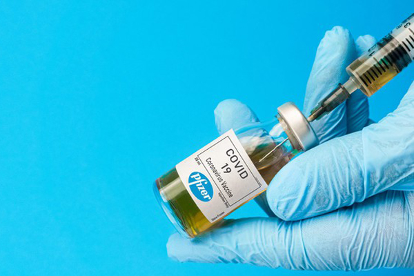 Ưu tiên phân bổ vaccine Pfizer cho TP.HCM