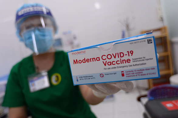Bộ Y tế tạo điều kiện cho TP.HCM mua vắc xin của Moderna để tiêm chủng cho người dân