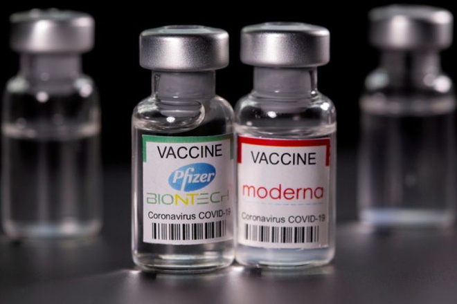Tiêm nhắc vaccine Covid-19 giúp các hãng dược kiếm thêm hàng tỷ USD 