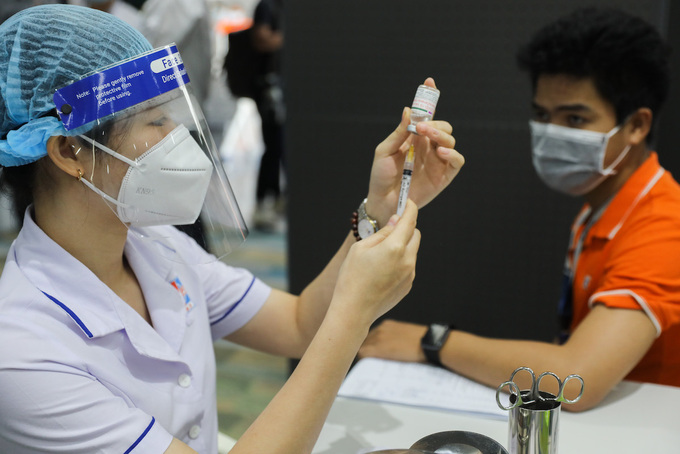 Ban Dân vận Trung ương đề xuất nghiên cứu tiêm vaccine dịch vụ