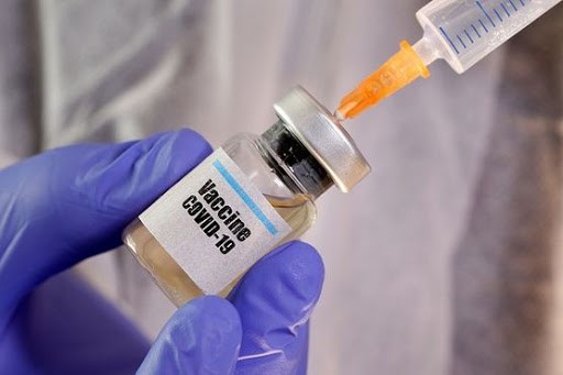 Bình Định: Lãnh đạo xã lấy vắc xin dư tiêm cho người thân của các thành viên chóng dịch