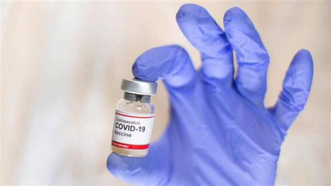 EU xem xét triệu chứng viêm đa hệ thống sau tiêm vaccine COVID-19