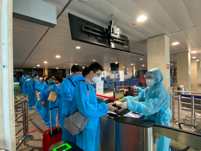 Hà Nội từ chối mở cửa sân bay Nội Bài, Bộ GTVT nói gì?