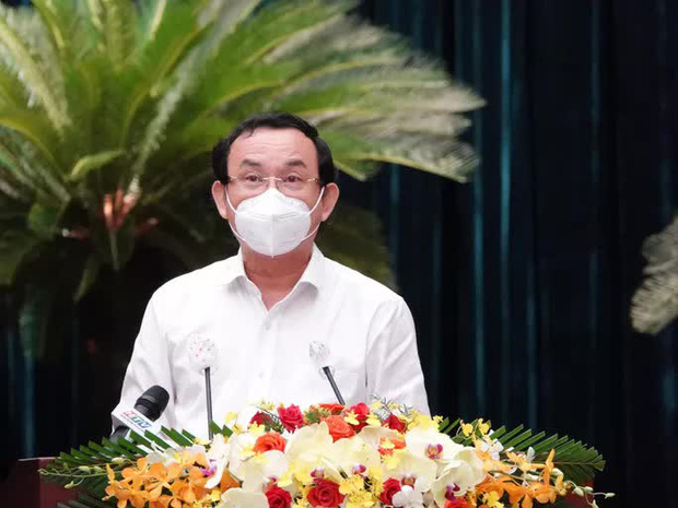   Ủy viên Bộ Chính trị, Bí thư Thành ủy TP.HCM Nguyễn Văn Nên phát biểu tại lễ tuyên dương  